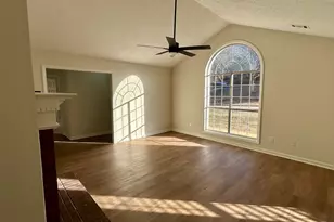 125 Montrose Way, Lagrange, GA 30240 - Photo 2