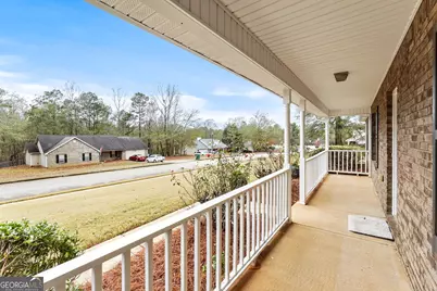 440 Corral Pass, Jackson, GA 30233 - Photo 4