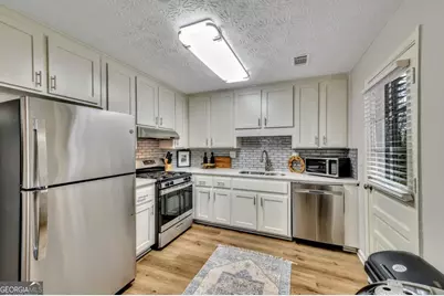 160 Booth Road SW #APT B, Marietta, GA 30008 - Photo 8