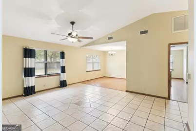 132 Woodvalley Drive, Kingsland, GA 31548 - Photo 4