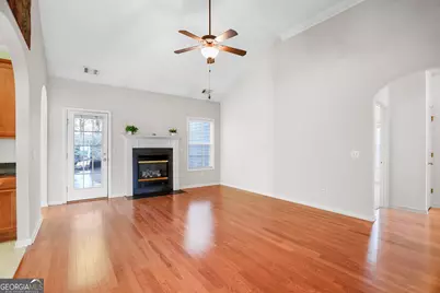 214 Meadow Run, Carrollton, GA 30116 - Photo 8