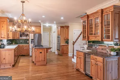 2169 Glenmore Lane, Snellville, GA 30078 - Photo 16