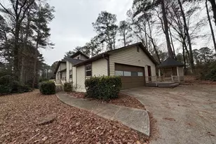 804 Emerald Forest Circle, Lawrenceville, GA 30044 - Photo 2