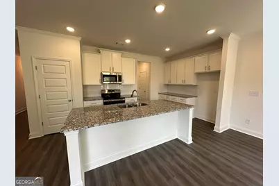 5635 Chickory Drive, Flowery Branch, GA 30542 - Photo 4