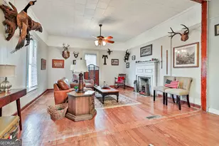 23 Cedar St, Grantville, GA 30220 - Photo 10