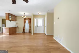 160 Wellington Dr, McDonough, GA 30252 - Photo 6