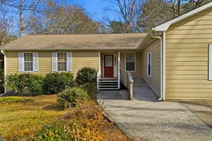 160 Wellington Dr, McDonough, GA 30252 - Photo 2