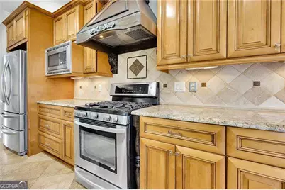 8155 Saint Marlo Country Club Parkway, Duluth, GA 30097 - Photo 20