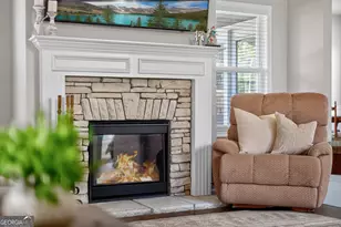 350 Cushing St, Senoia, GA 30276 - Photo 6