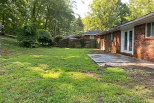 2764 Riggs Dr, East Point, GA 30344 - Photo 36