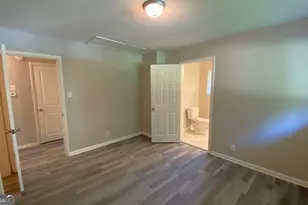 2764 Riggs Dr, East Point, GA 30344 - Photo 20