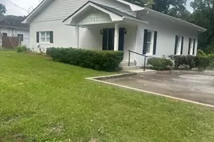 927 S Hill St, Griffin, GA 30224 - Photo 1