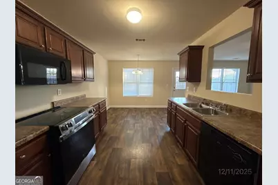 1122 McConaughy Court, McDonough, GA 30253 - Photo 4