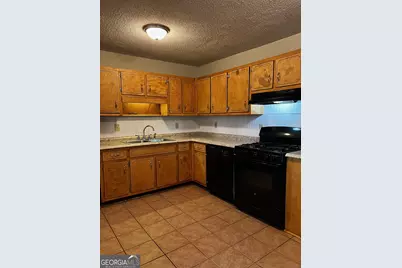 420 Elizabeth Lane, Griffin, GA 30223 - Photo 4