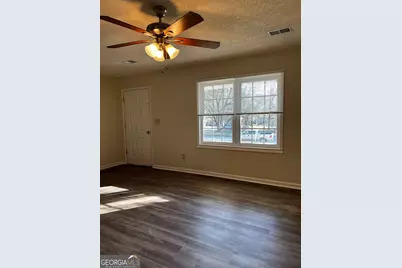 420 Elizabeth Lane, Griffin, GA 30223 - Photo 2