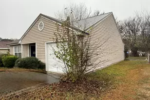 212 Dunmurry Pl, Warner Robins, GA 31093 - Photo 2