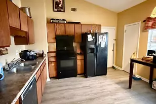 212 Dunmurry Pl, Warner Robins, GA 31093 - Photo 10