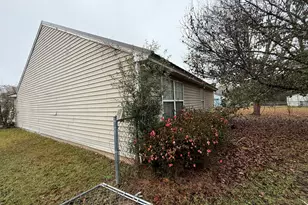 212 Dunmurry Pl, Warner Robins, GA 31093 - Photo 8