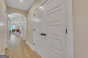 402 E 57th St, Savannah, GA 31405 - Photo 34