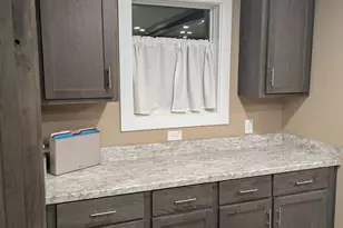 165 W Hulett Ln, Carrollton, GA 30116 - Photo 10