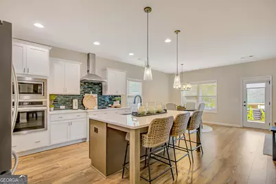 209 Maddington Court, Senoia, GA 30276 - Photo 18