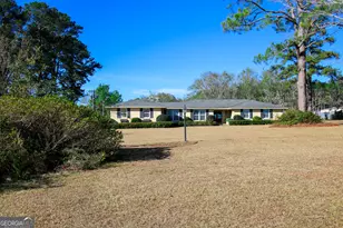 813 Evergreen Rd, Cobbtown, GA 30420 - Photo 2