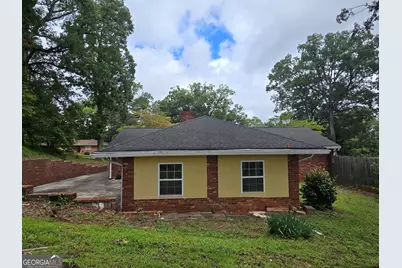 2110 Lavista Circle, Hapeville, GA 30354 - Photo 10