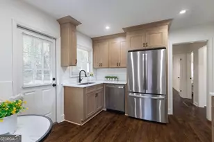 2359 Polar Rock Ave SW, Atlanta, GA 30315 - Photo 18