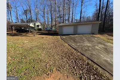 813 Normandy Trail, Lavonia, GA 30553 - Photo 6
