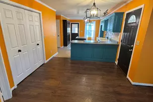 813 Normandy Trail, Lavonia, GA 30553 - Photo 14