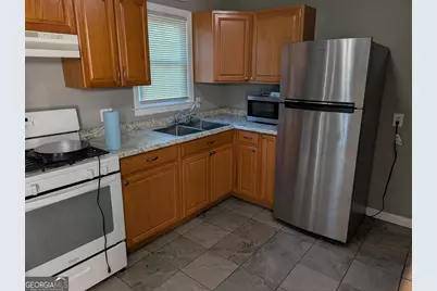 2009 E 57th Street, Savannah, GA 31404 - Photo 14