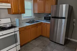 2009 E 57th St, Savannah, GA 31404 - Photo 14