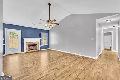 1404 Saddlebrook Court, Locust Grove, GA 30248 - Photo 8