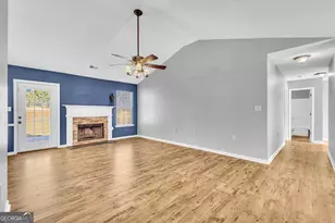 1404 Saddlebrook Ct, Locust Grove, GA 30248 - Photo 8