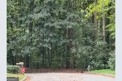 1095 Nawench Drive, Atlanta, GA 30327 - Photo 4