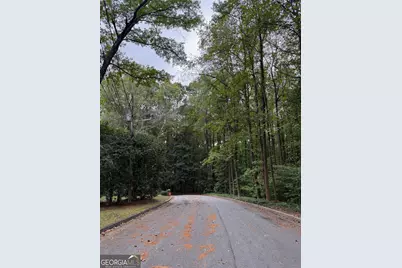 1095 Nawench Drive, Atlanta, GA 30327 - Photo 18