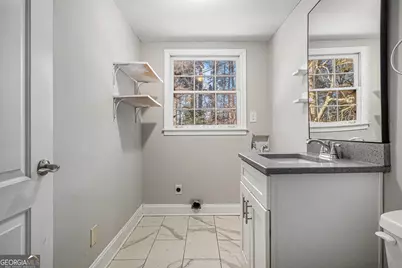 4521 S Roberts Drive, Sugar Hill, GA 30518 - Photo 14