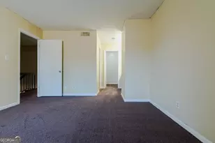 8564 Creekwood Way, Jonesboro, GA 30238 - Photo 14