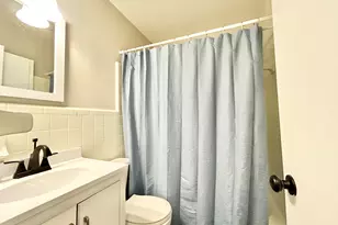 6496 Raymond Dr, Union City, GA 30291 - Photo 12