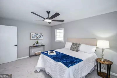35 N Robinson Drive, Carrollton, GA 30117 - Photo 12