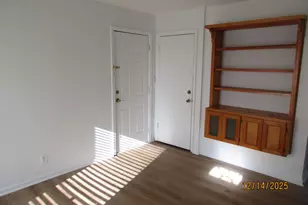 2822 Chelsey Trail, Jonesboro, GA 30236 - Photo 2