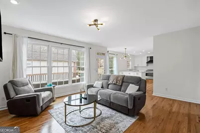 7260 Fawn Lake Drive, Alpharetta, GA 30005 - Photo 2