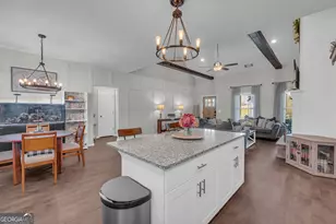 223 Maple Dr, Commerce, GA 30529 - Photo 8