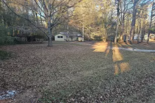 223 Donald Lamb Rd, Moreland, GA 30259 - Photo 2