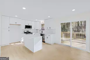 6695 Cedar Hurst Trail, Atlanta, GA 30349 - Photo 10