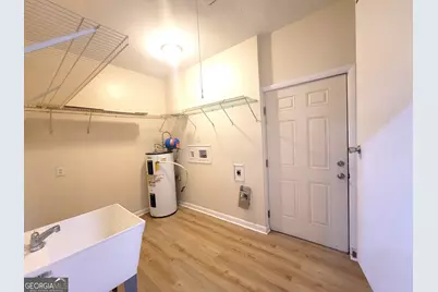 421 Willow Avenue, Warner Robins, GA 31093 - Photo 10