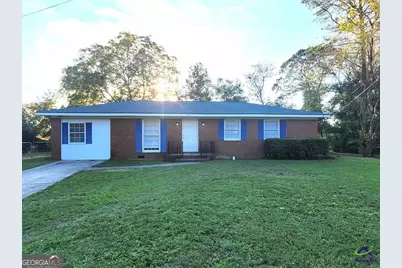 421 Willow Avenue, Warner Robins, GA 31093 - Photo 1