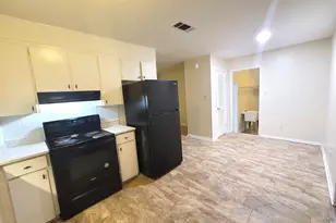 421 Willow Ave, Warner Robins, GA 31093 - Photo 4