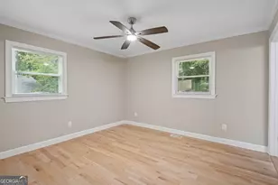 1335 E Washington Ave, East Point, GA 30344 - Photo 12