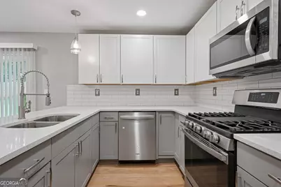 1335 East Washington Avenue, East Point, GA 30344 - Photo 8